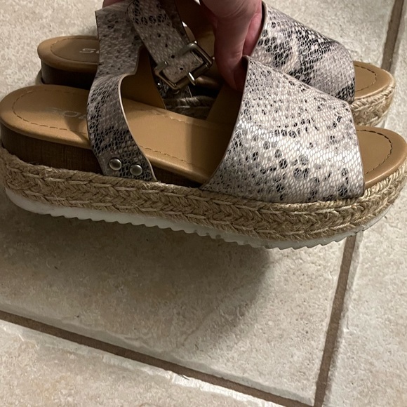 Soda Espadrilles - Picture 11 of 11